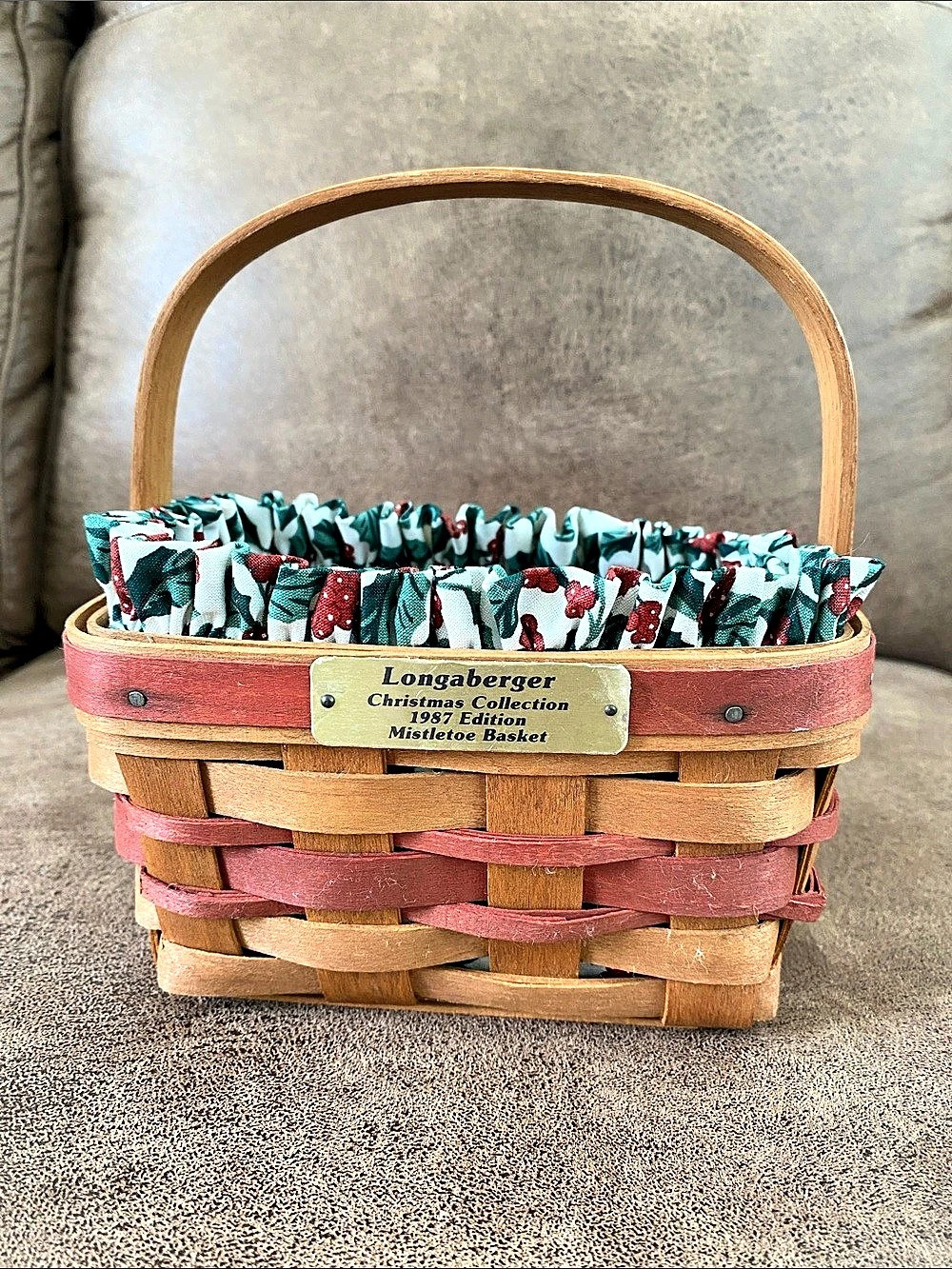 Longaberger 1987 Christmas Collection Mistletoe Basket